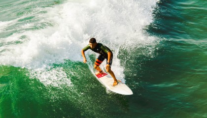 开云体育-萨内，在北美大陆的足球迷宫中，他独自找到了出口