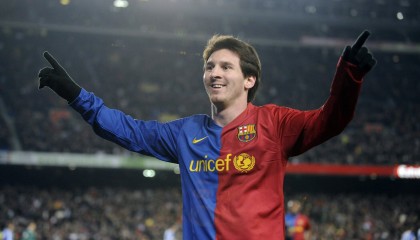 世界杯2026-苏格兰险胜希腊，京多安成为关键先生，一场胜利背后的足球哲学与民族寓言