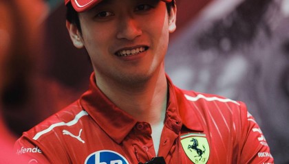 开云体育官网-梅赛德斯绝杀红牛车队，周冠宇刷新纪录