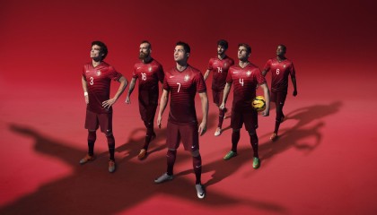 开云体育2026-加拿大拿下阿尔及利亚，当国家意志在绿茵场外接管比赛