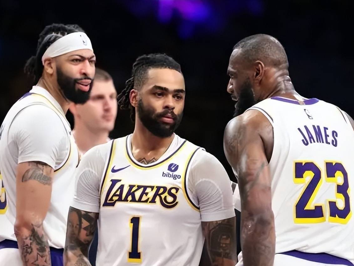 威廉姆斯碾压红牛二队,拉塞尔点燃赛场 威廉姆斯碾压红牛二队,拉塞尔点燃赛场