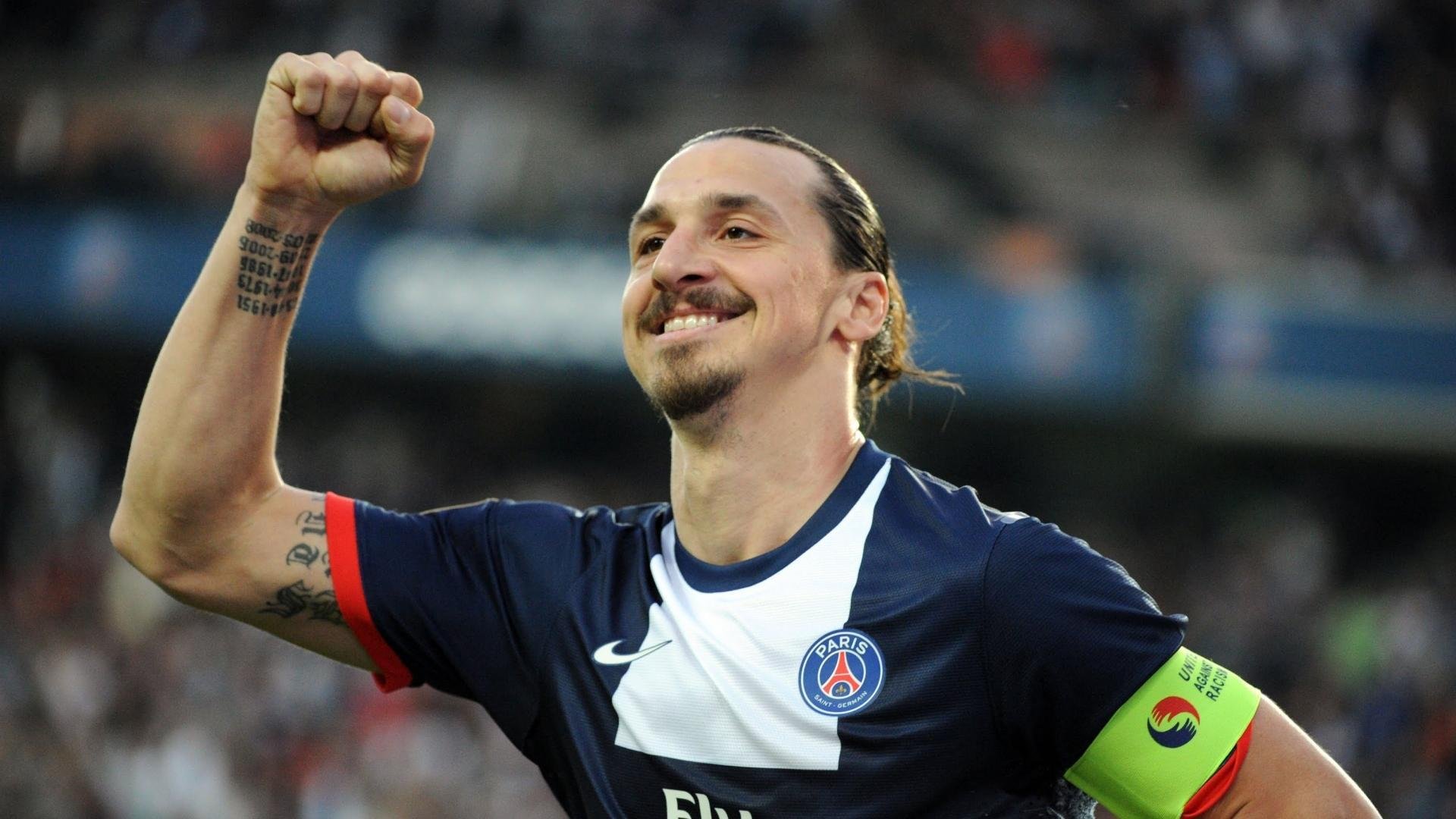 F1街道赛之夜，马克西压力下完成爆发